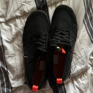 Nike vapormax send offers